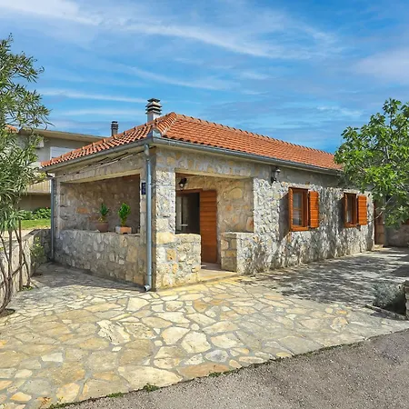 Holiday home Holiday Home Ceko By Interhome