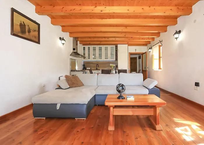 Ceko By Interhome Sukošan